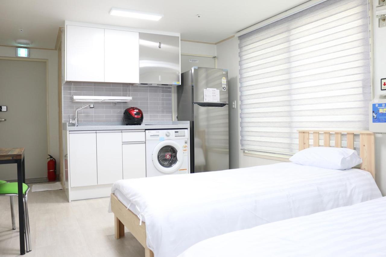 Big Apartment *